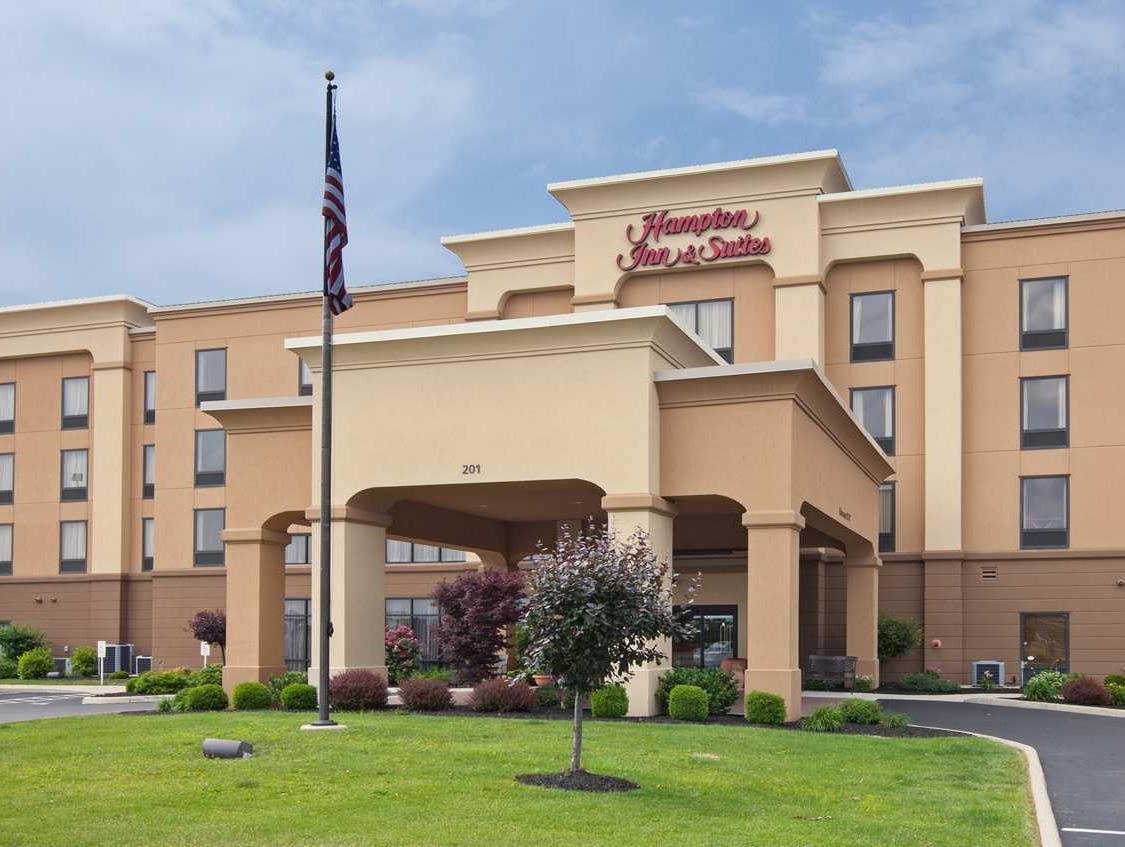 Hampton Inn & Suites Wilmington Exterior photo