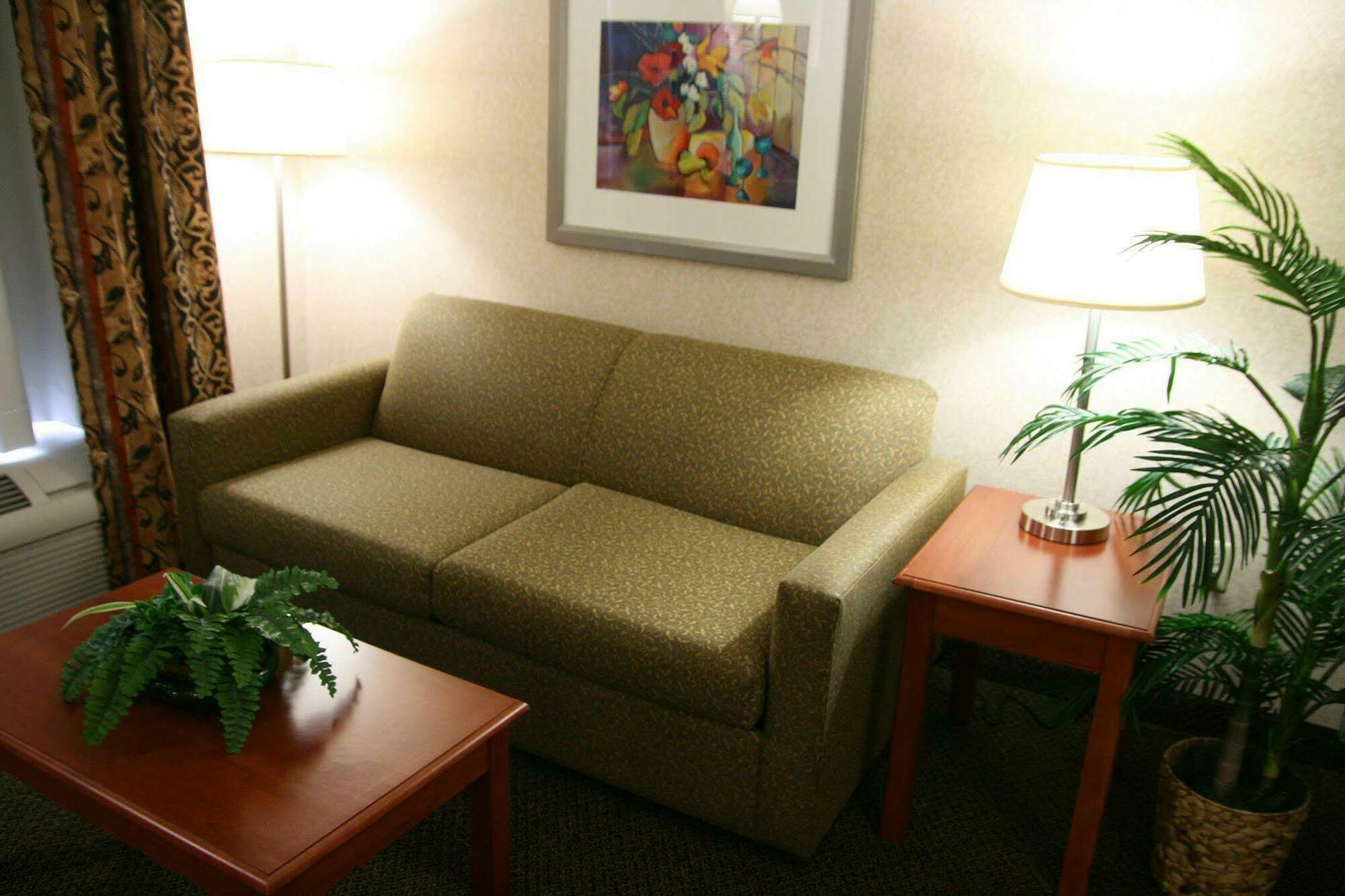 Hampton Inn & Suites Wilmington Room photo